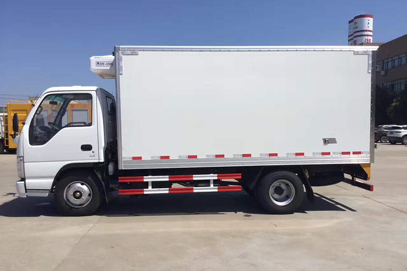 五十铃100P冷藏车