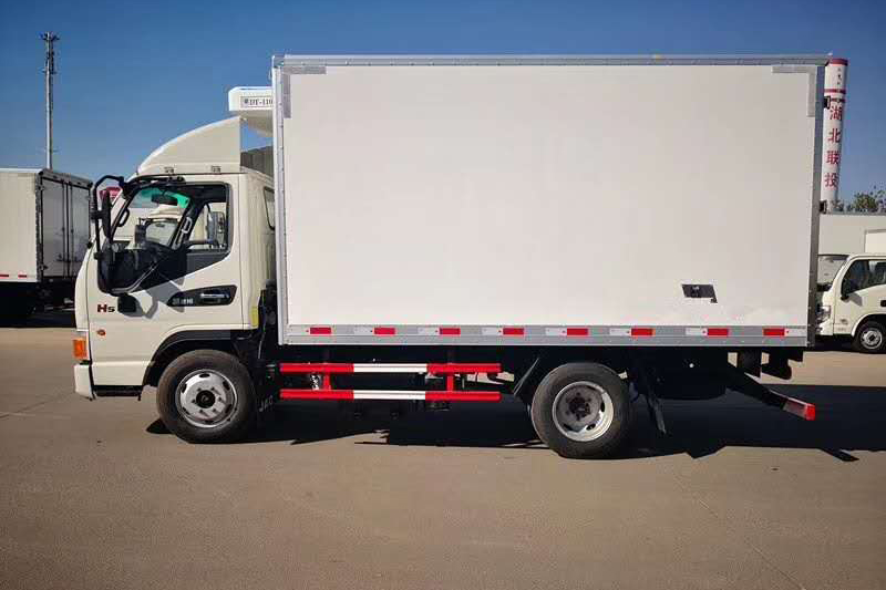 江淮新康铃H5冷藏车