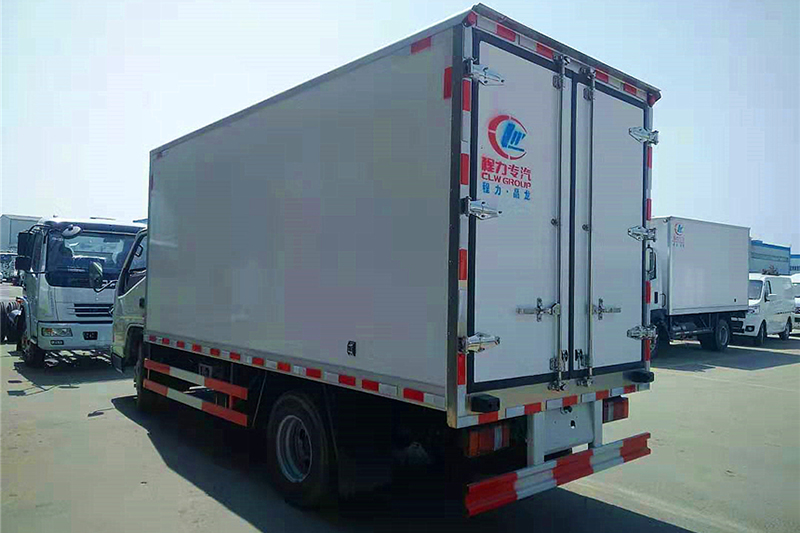 江铃4.2米冷藏车