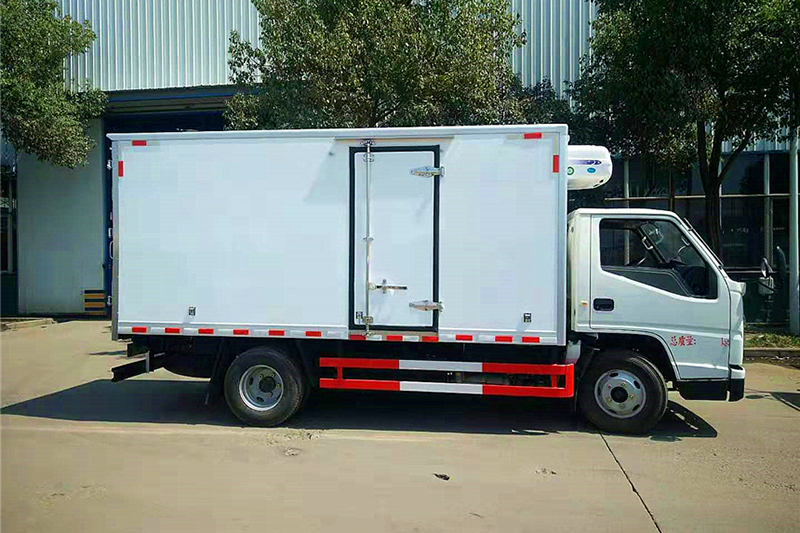 江铃4.2米冷藏车