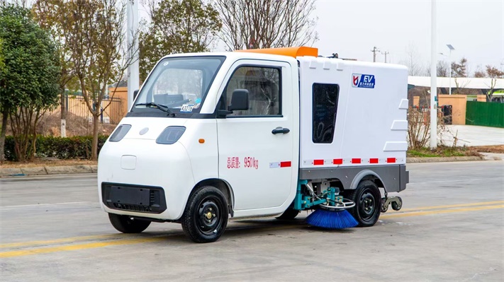 小型电动洗扫车--微型电动清扫冲洗车的实用解析