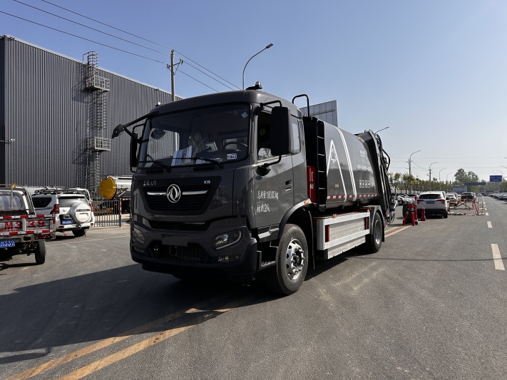 东风天锦15方电动压缩垃圾车